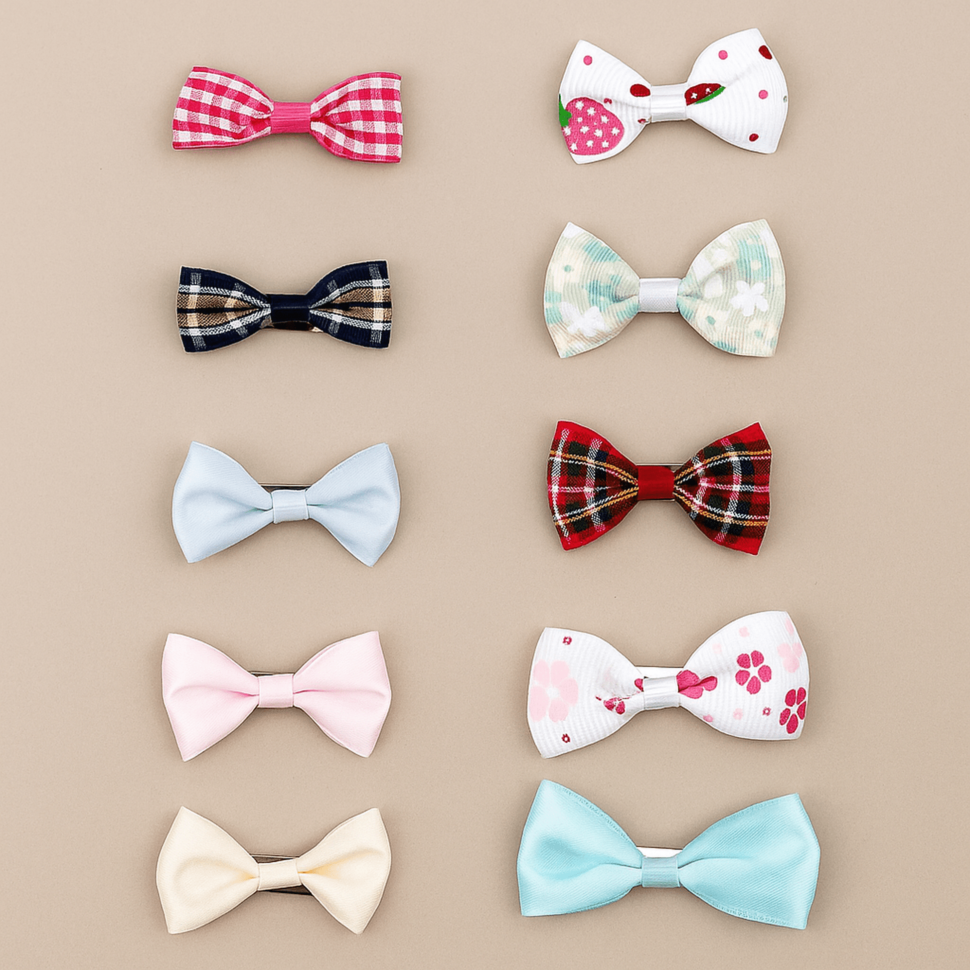 Hundesløyfe – 10 sløyfer til hund i assorterte farger, enkel å feste med spenne, perfekt pynt til hund til hverdag og spesielle anledninger